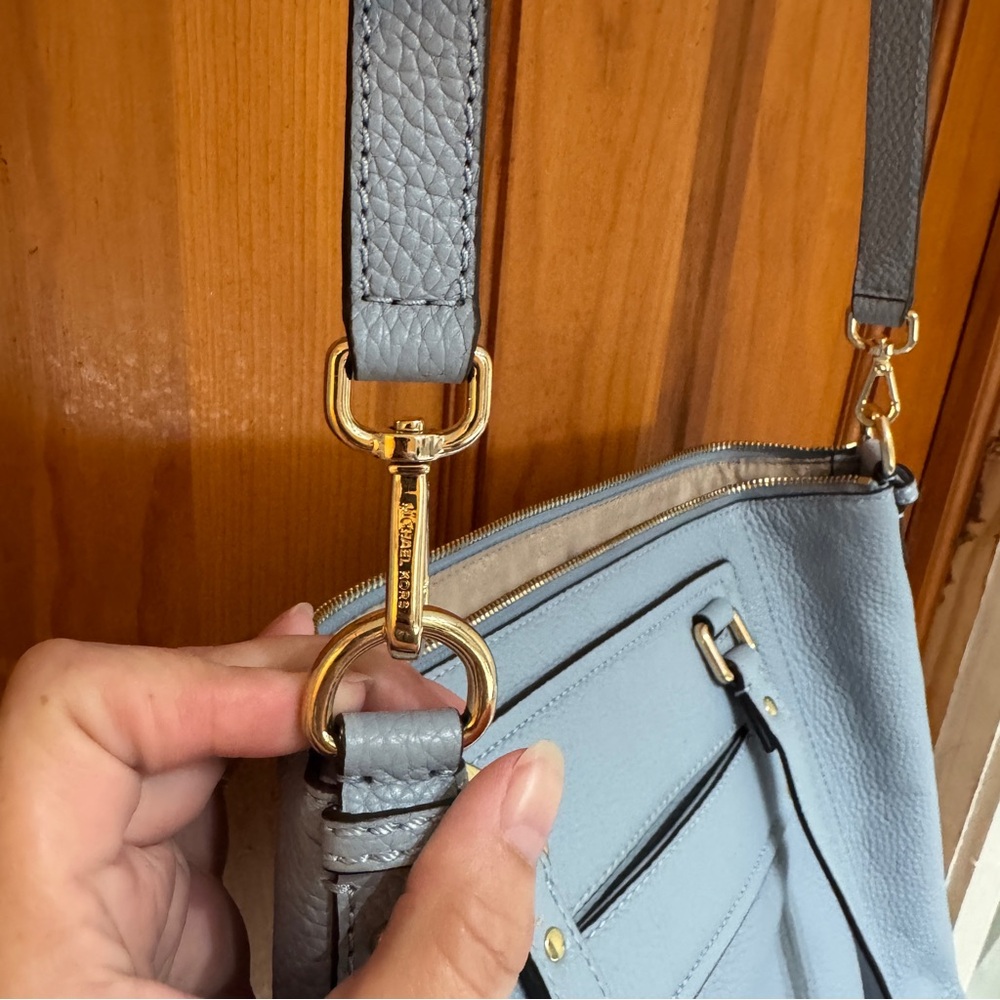 NWT Michael Kors light blue purse - Picture 8 of 11